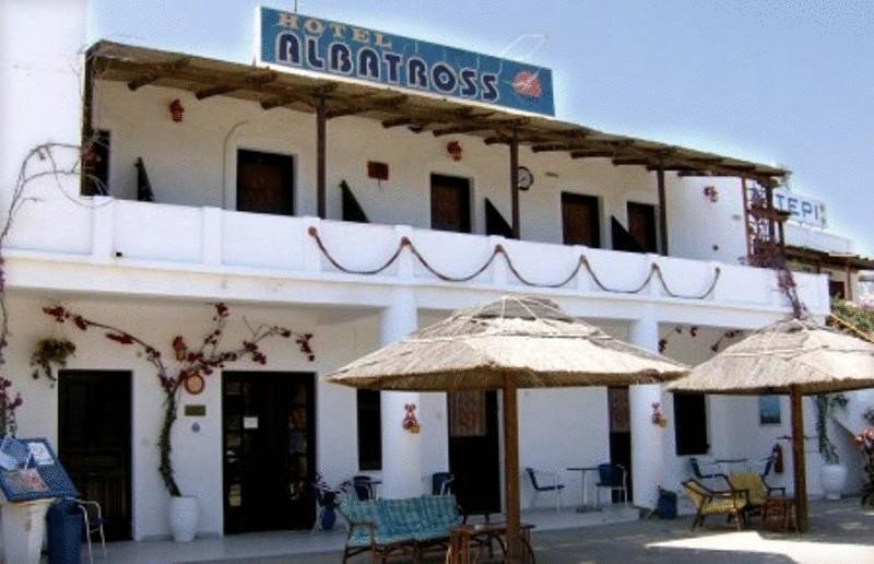 Hotel Albatross Livadi  Exteriér fotografie